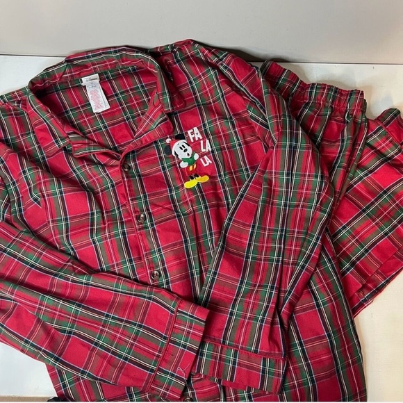 Disney Store Red Plaid Xmas Pajamas Set Mickey Mouse Fa La La La La Mens XL - Picture 2 of 6